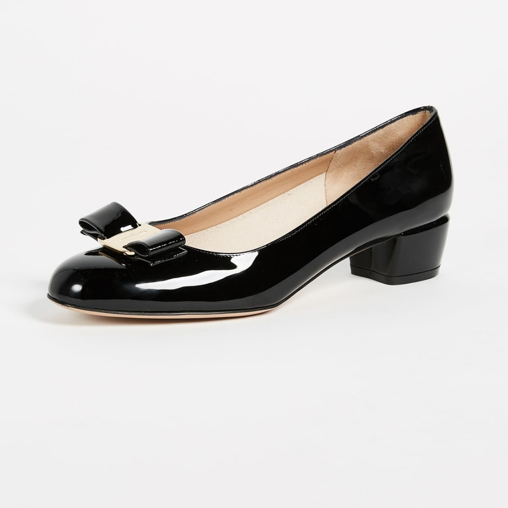 Ferragamo low pumps size 6 1/2